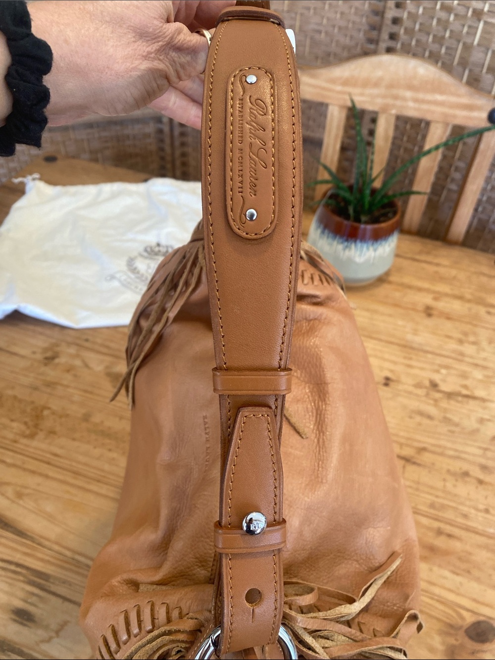 Authentic Ralph Lauren tan leather fringe shoulder bag - Picture 4 of 17